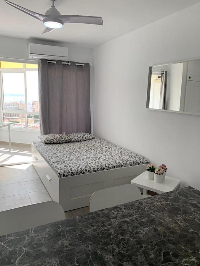 Apartamento Studio With Sea Views In Torremolinos Exterior foto